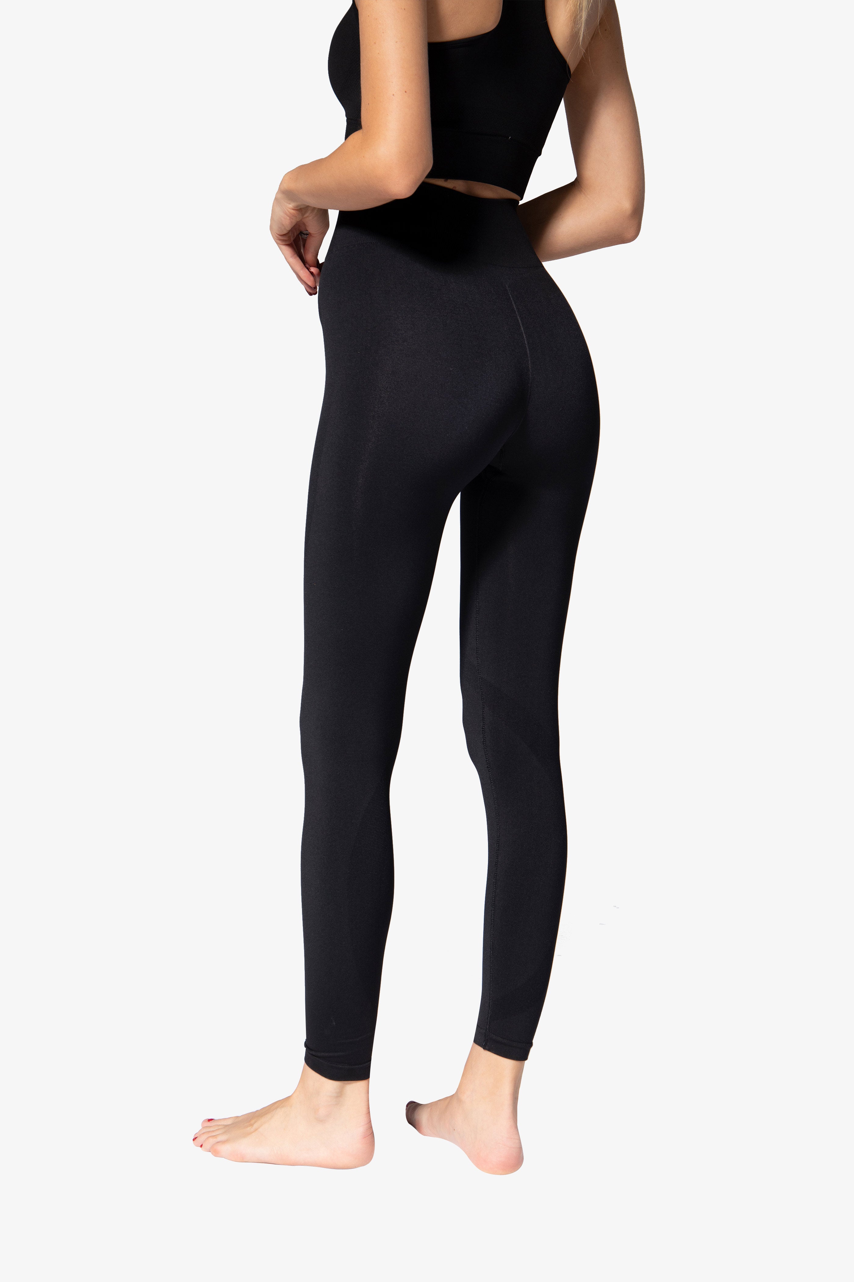 TEFIN3 Comfy seamless leggings Tight black (1)