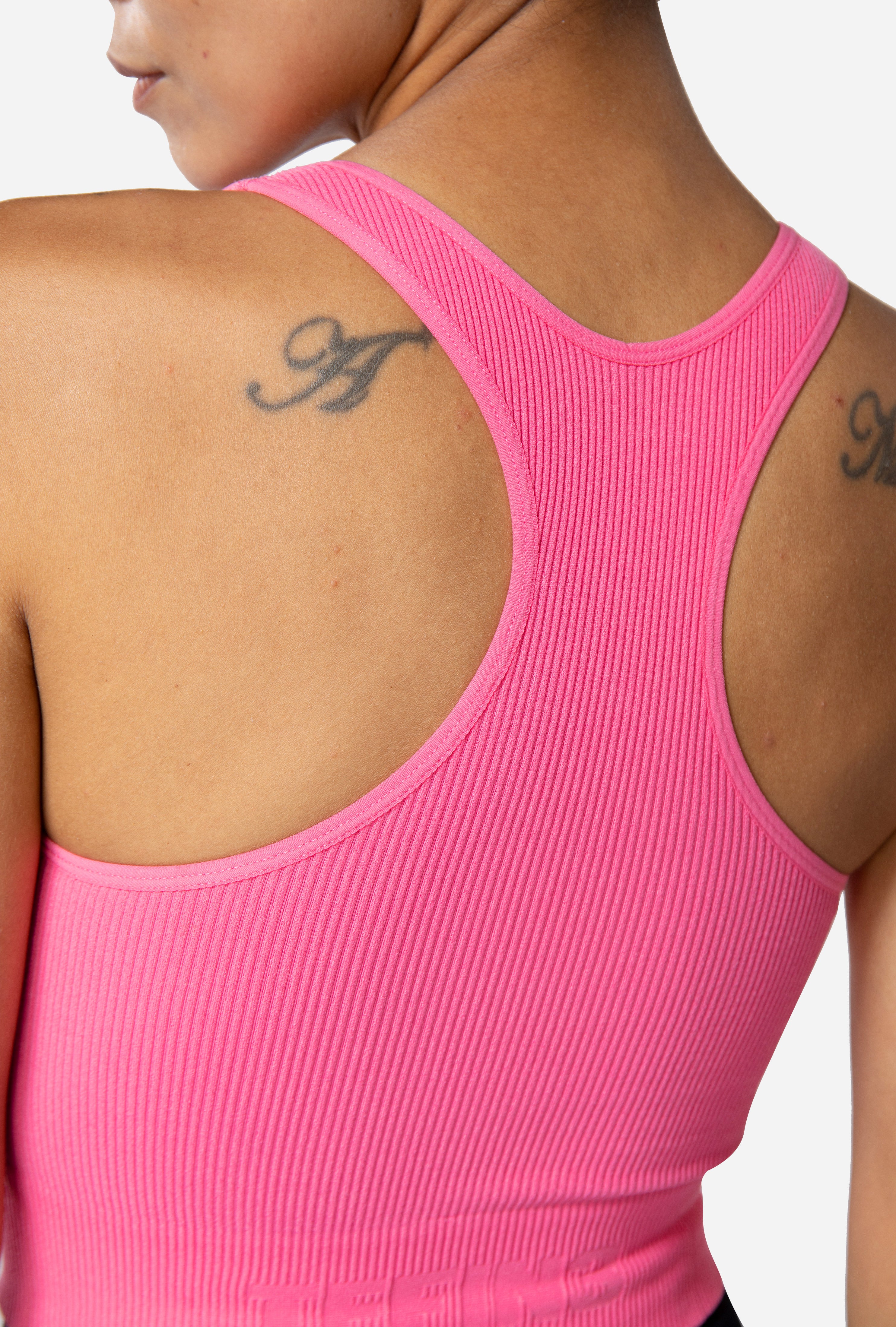 TEFIN3  Comfy Seamless Sports Bra V-shaped Pink (1)& Comfy Seamless Scrunch Leggings Black
