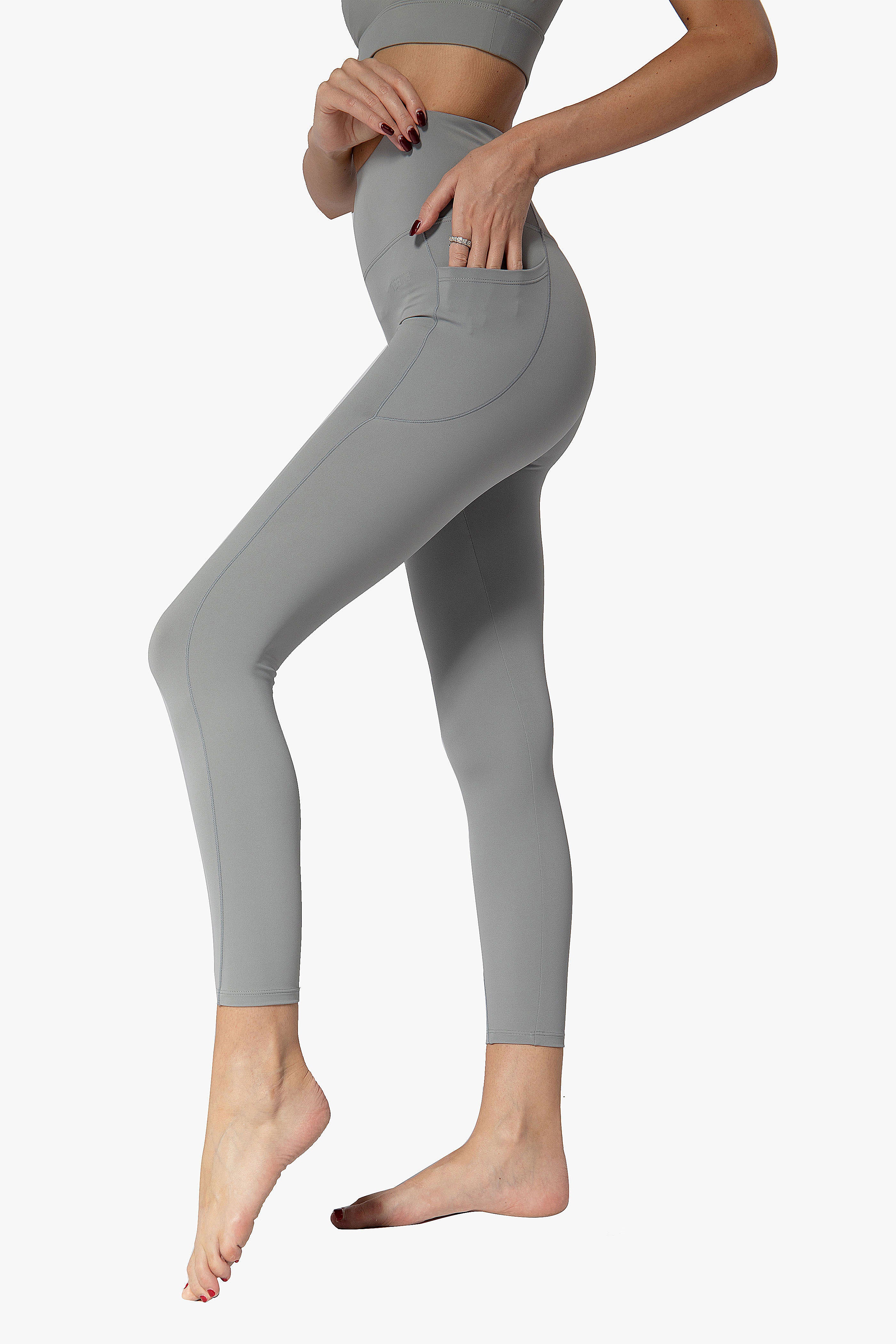 TEFIN3 Comfy Seamless High Waisted Scrunch Leggings with Tummy Control